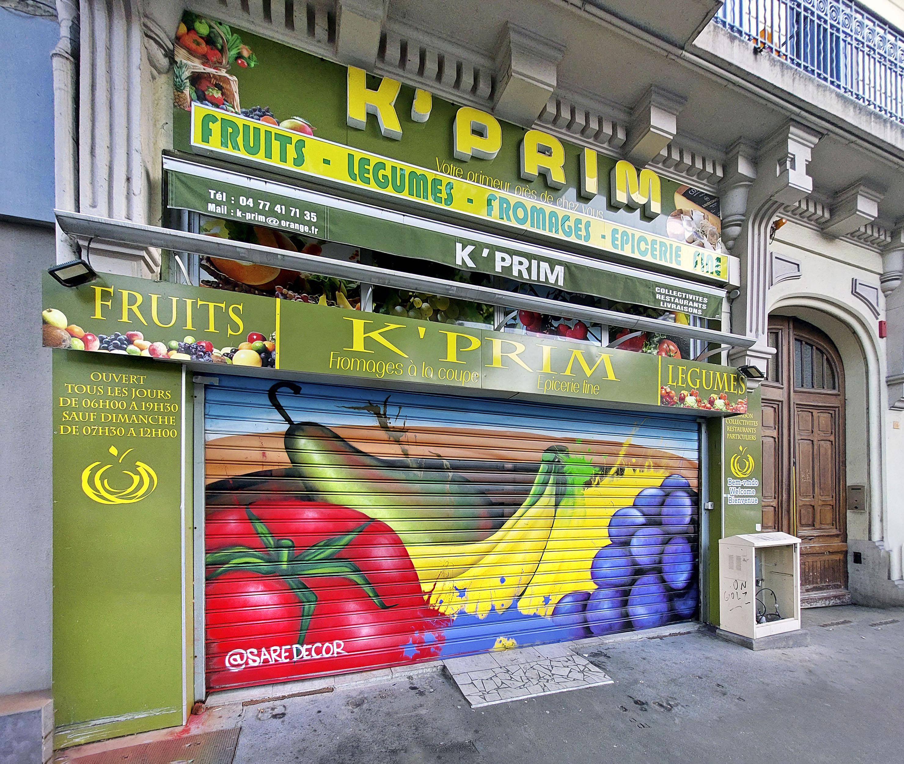 Decoration-graffiti-store-magasin-K-prim-Saint-Etienne