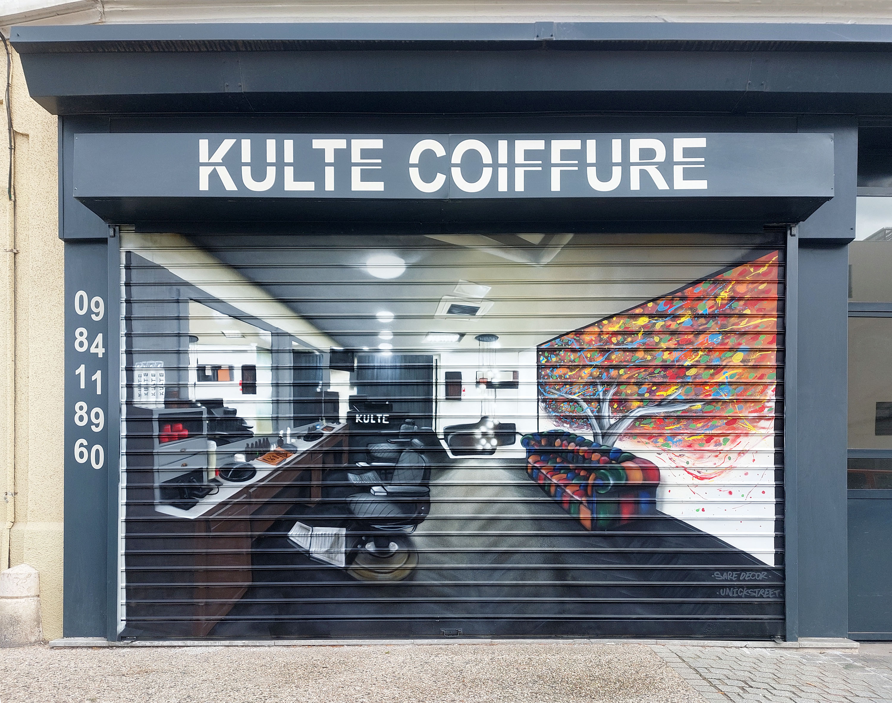 Kulte-coiffure-decoration-graffiti-store