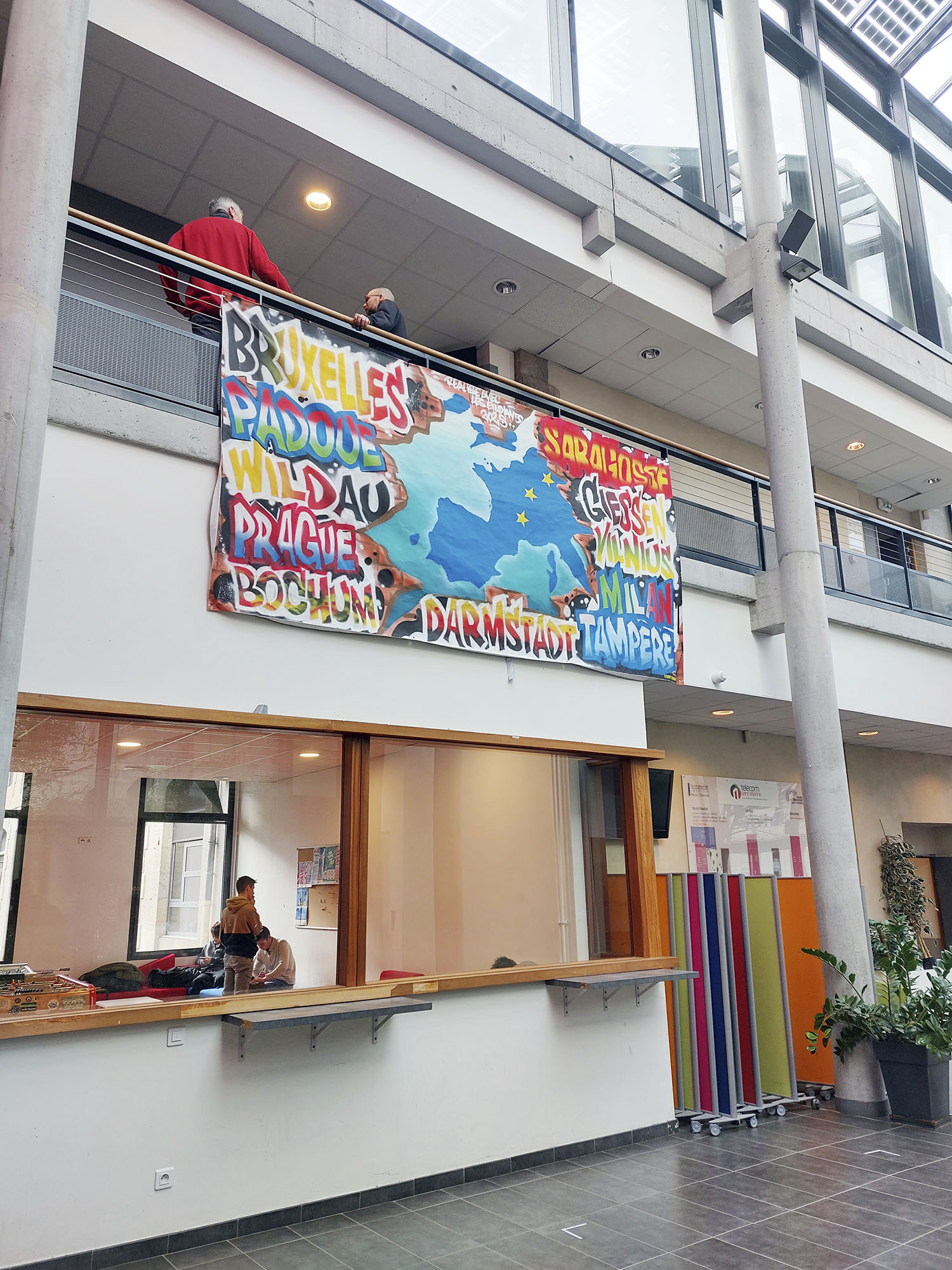 Fresque participative exposée à l'IUT de Saint-Etienne